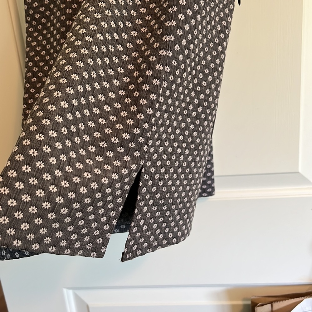 Dress - Picture 4 of 6